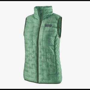 NWT Patagonia women’s micro puff